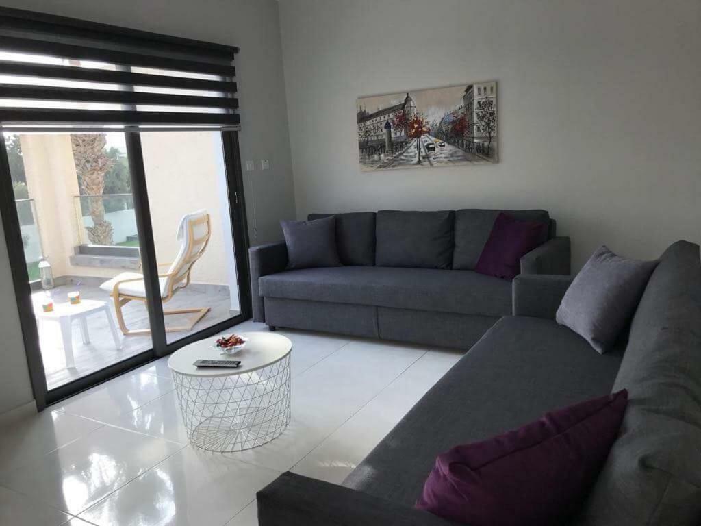 Mare Monte Seaview Boutique Apartment Paphos Exterior photo